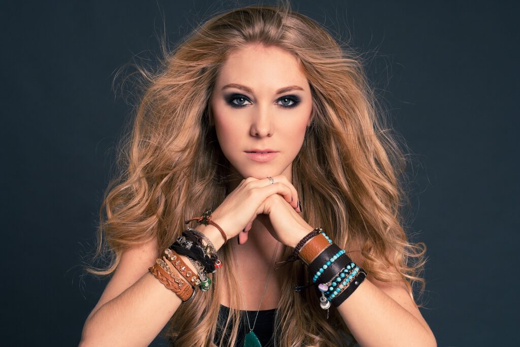 Georg Jensen og Lene Visholm – smykker til arbejde, fest og farver