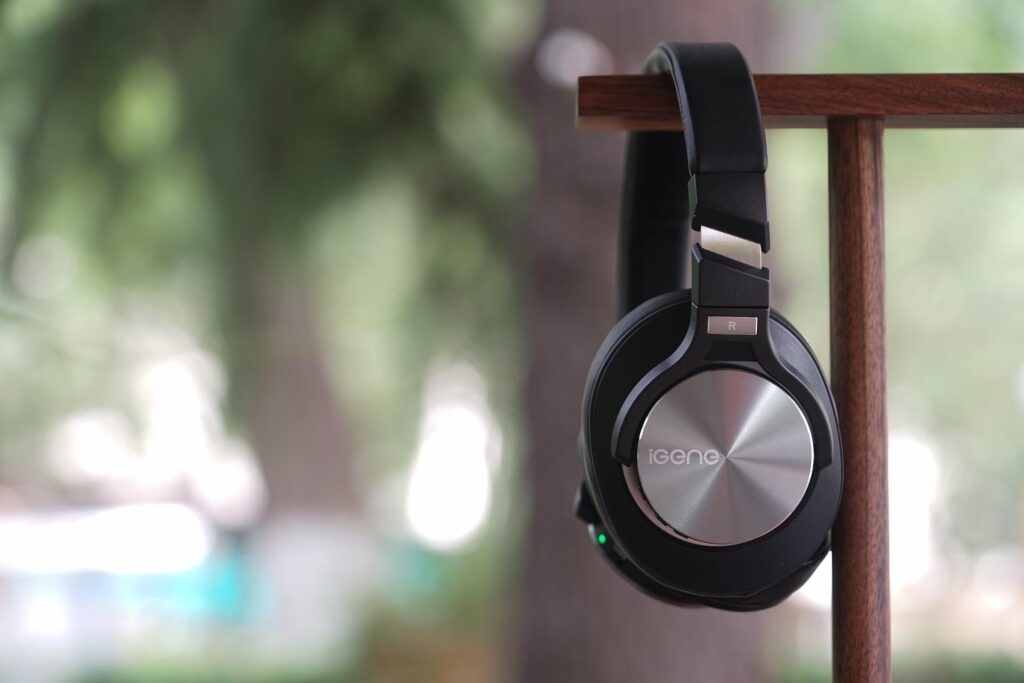 Headset.dk tilbyder Jabra speaker til møderumsløsninger